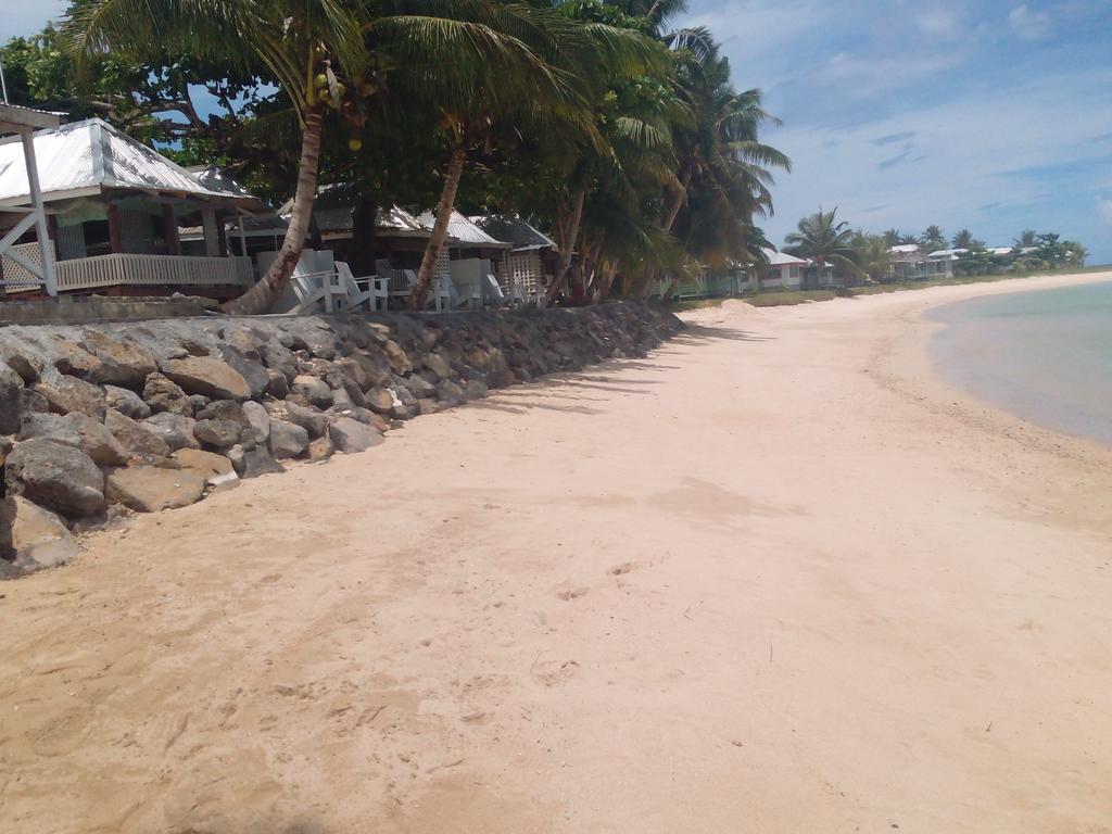 Vacations Beach Fale Hotel Manase Exterior photo
